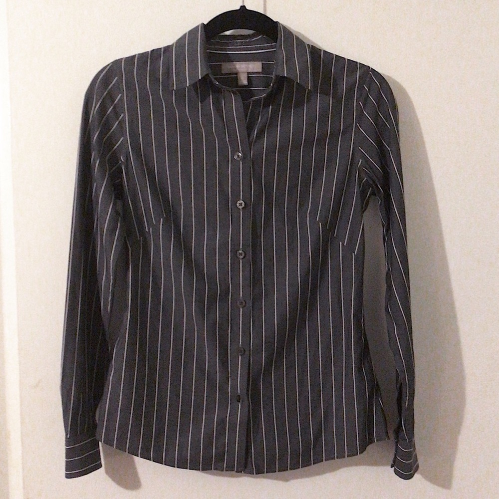 Non-Iron Fitted Button-Up Collared Shirt